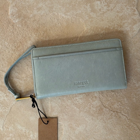 Margot New York Hand Clutch - Picture 1 of 4